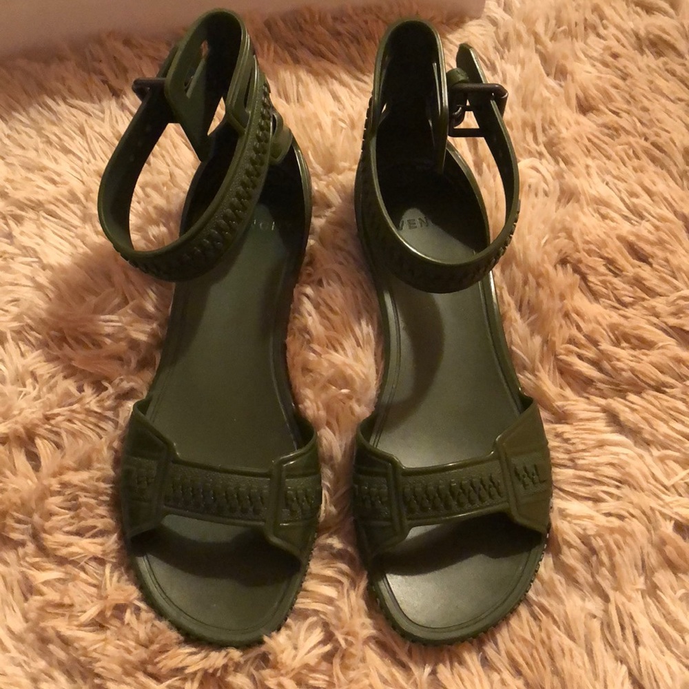 Givenchy Jelly Sandals